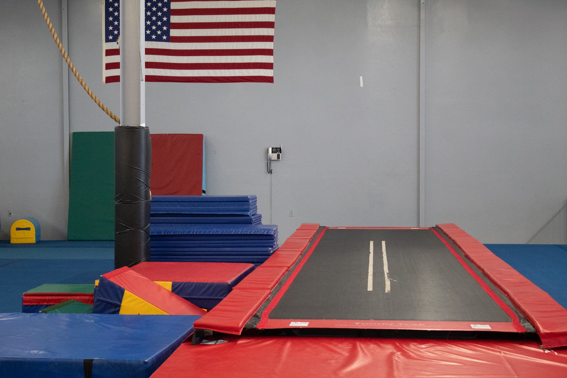 Safety mats in a gym business